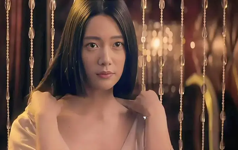 韩国电影《美人》未删减版1080P高清在线观看-满天星《美人》无广告免费播放-《美人》全集资源流畅不卡顿-星辰影院韩国电影《美人》超清未删减