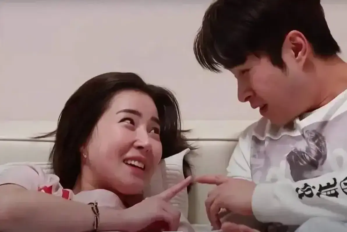 韩国爱情电影《善良的女朋友》未删减HD中字高清免费在线播放_爱情片《善良的女朋友》高清完整版在线看-夸克迅雷百度网盘资源下载