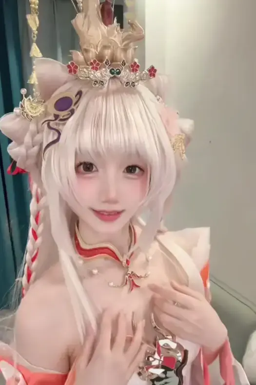 《季雨西施cos》
