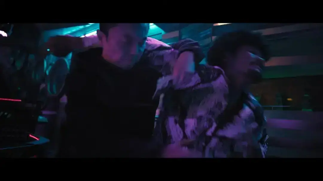 《火遮眼》-谢苗主演孤胆英雄动作巨制 蓝光高清中字未删减在线观看_《火遮眼》全季2K修复版免费播放_《火遮眼》百度网盘资源下载 - 影视之家