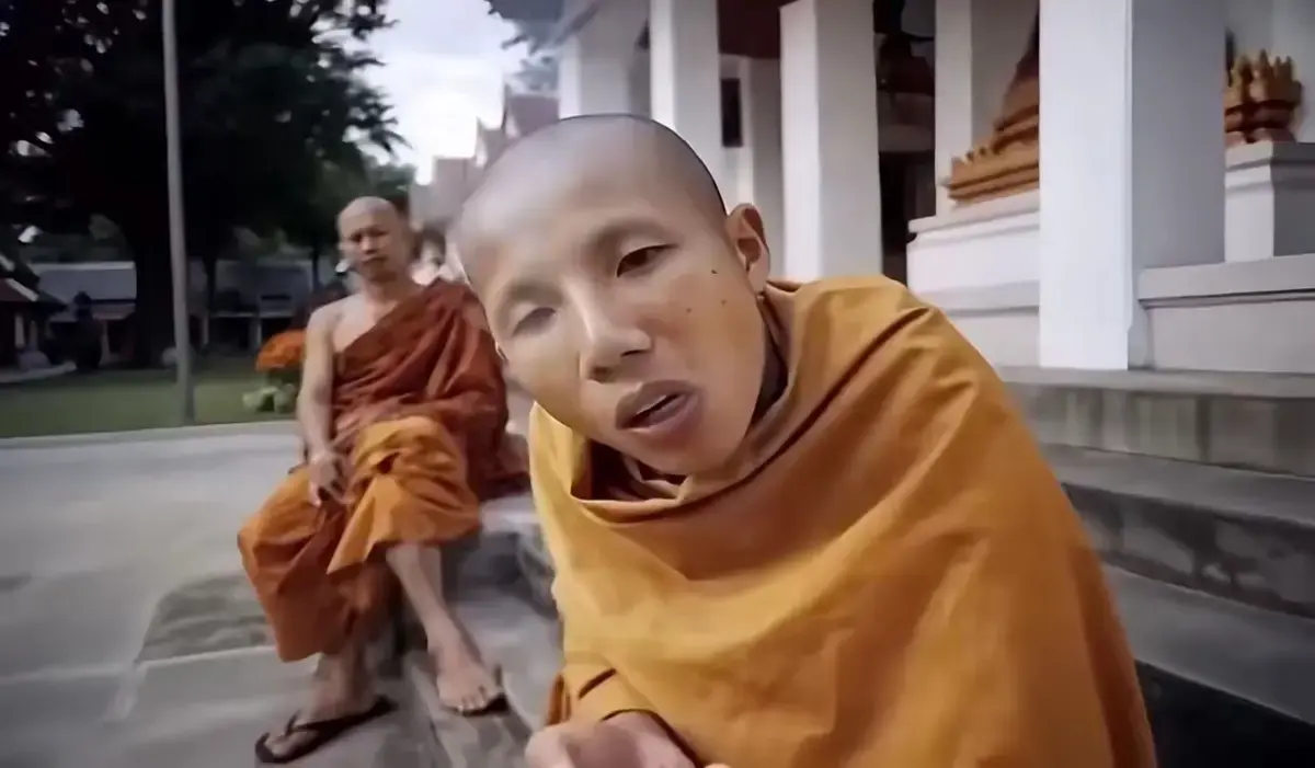 免费看《克罗心佛教和尚吐烟原视频》，超清HD在线播放，无删减完整版呈现，夸克/迅雷网盘资源可提取-克罗心佛教和尚吐烟原视频